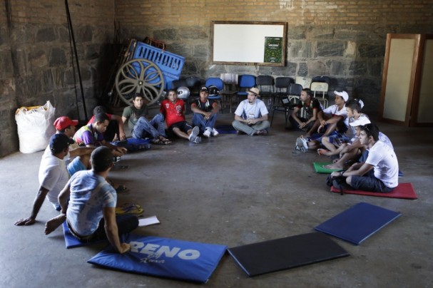 Roda de bois e similares, na Estação da Cultura, em Arcoverde (Foto: Clara Gouvêa)