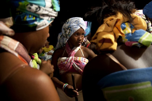 Oficina de dança afro no Quilombo São Caetano (Foto: Costa Neto)