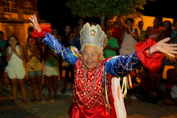 Dona Carminha, a querida do reisado de Garanhuns (Foto: Roberta Guimarães)