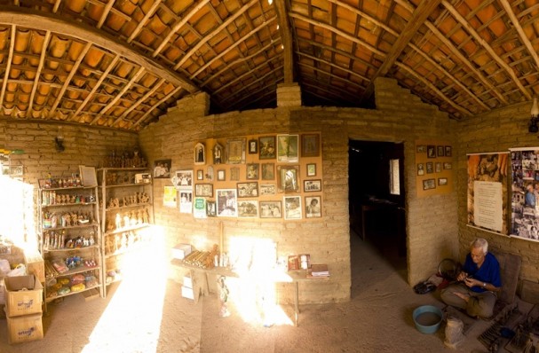 *Esta narrativa foi feita em Caruaru, que espera a primeira edição do Festival Pernambuco Nação Cultural na cidade. O evento fica por lá até o dia 20 de maio de 2012. Caruaru está no Agreste pernambucano, a cerca de 130 km do Recife.