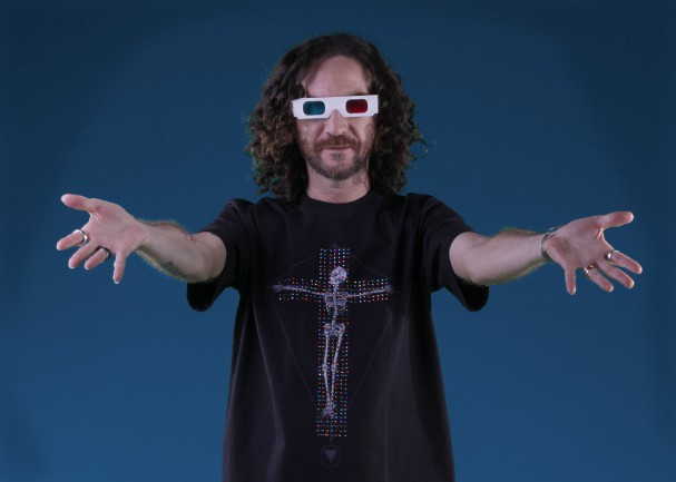 Silvério Pessoa se apresenta amanhã (14/4) em Sertânia (Foto: Divulgação)