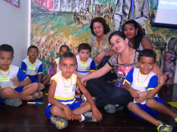 A coordenadora Elineide Leita, as professoras Manoela Cristina e Lucimar Rocha