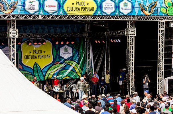 Palco de Cultura Popular este ano ganha o nome de Ariano Suassuna