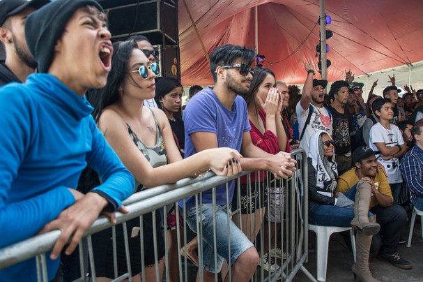 Público vibrou com os duelos de b-boys e de mestres de cerimônia promovidos pela Jornada de MC-s
