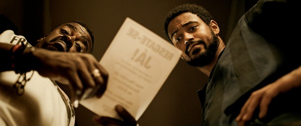 Seu Jorge e Alfred Enoch atuam juntos na produção nacional