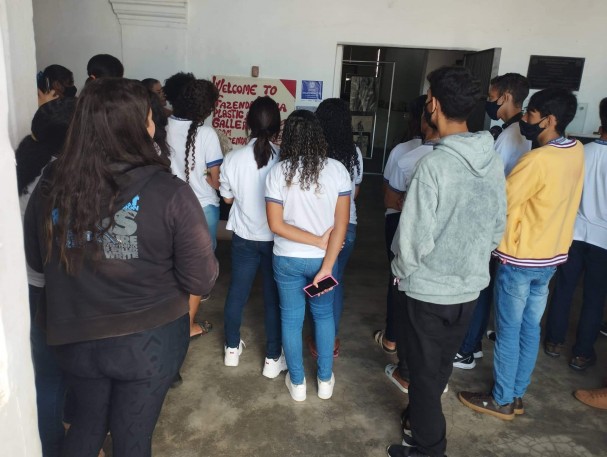 Estudantes visitam o Centro Cultural do Brejo da Madre de Deus. Foto: Emanuela Marques
