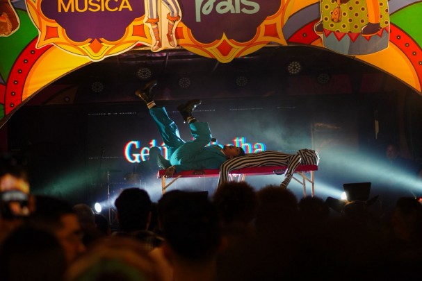 Getúlio Abelha em Caruaru, durante Festival Pernambuco Meu País. Imagem: Simon Filmes (Secult-PE/Fundarpe).