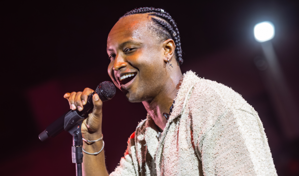 Entre os destaques estão Lia de Itamaracá, Thiaguinho, Raphaela Santos, Xanddy Harmonia, Gaby Amarantos, Ara Ketu e É o Tchan, além de expressões da cultura popular e artistas locais, fortalecendo o elo entre tradição e contemporaneidade I Foto: Wadson Henrique/Divulgação